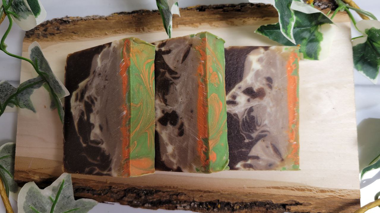 Carrot Cake Artisan Soap by Soapyfluffs – Luxurious Fragranced with Vanilla & Spice