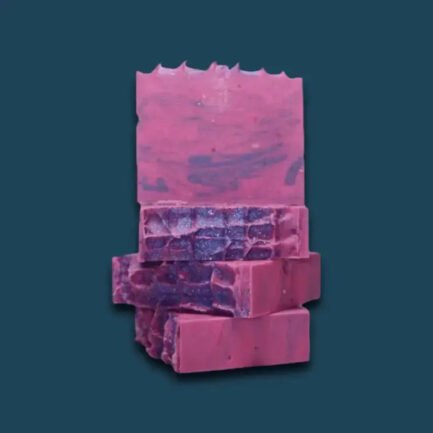 Lavender Lux Artisan Soap by Soapyfluffs – Luxurious Fragranced with Vanilla & Bergamot & Lavender